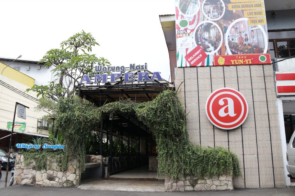 wakaf rumah makan ampera sinergi foundation