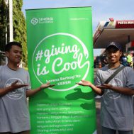 berbagi, giving is cool, milenial, sedekah