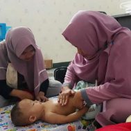rumah bersalin cuma-cuma, bijat bayi, bayi, persalinan, dhuafa,, bidan