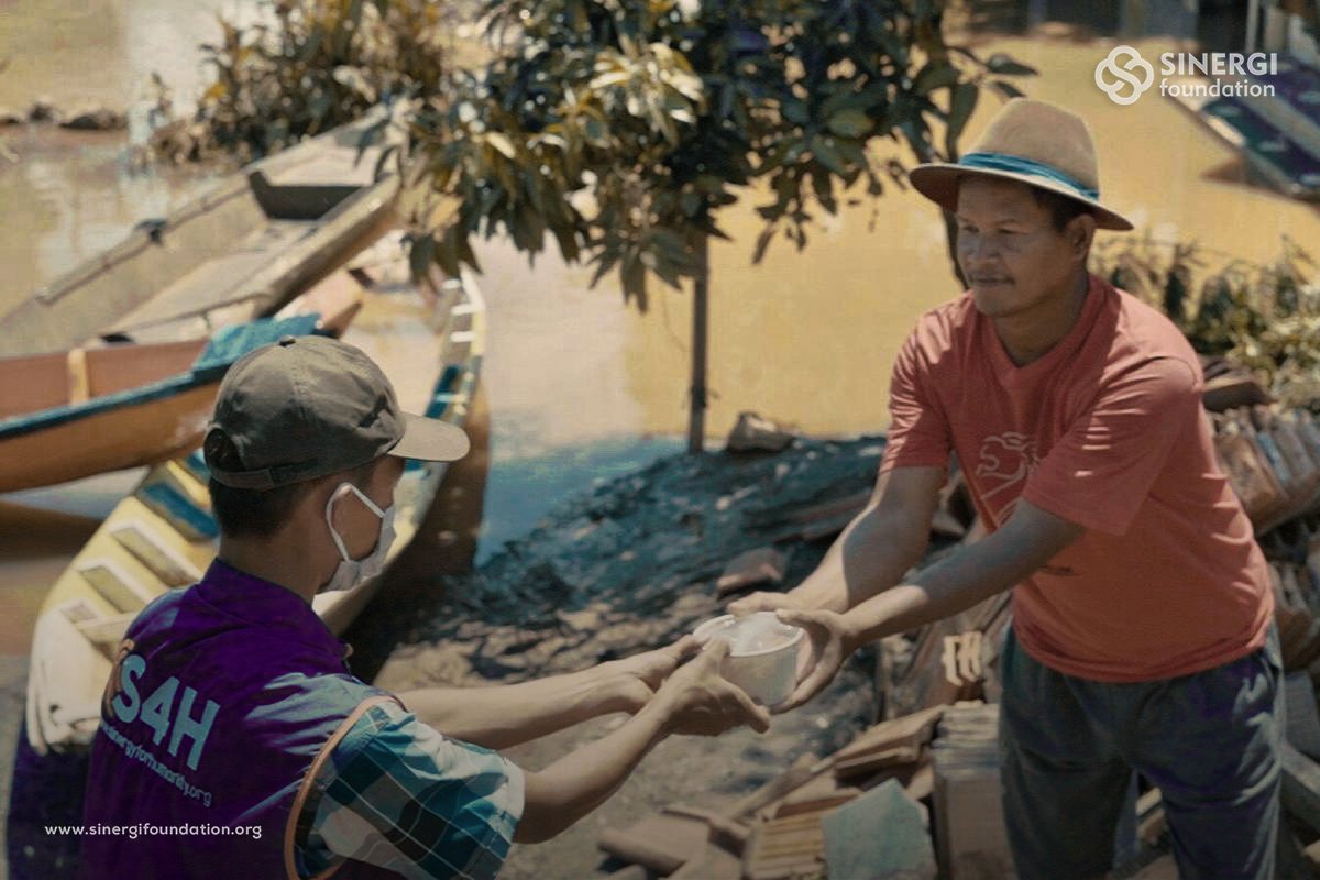 nasi box, sedekah makan siang