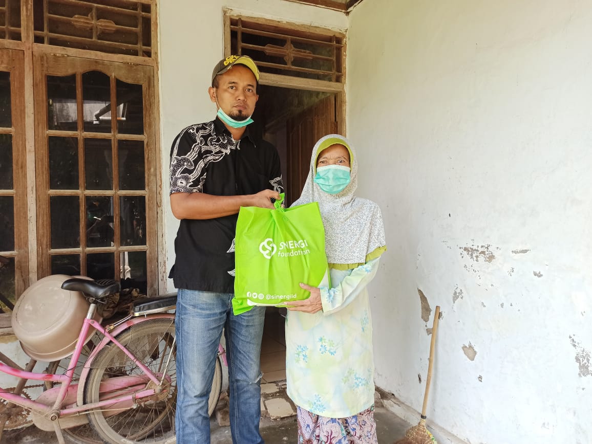 jompo, jompo dhuafa, siap berbagi kado dhuafa, siap beramal