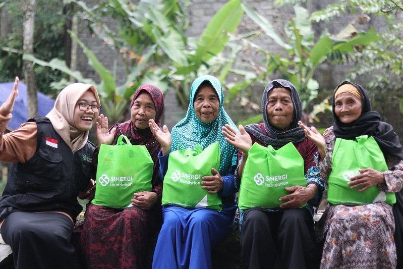 jompo, dhuafa, kado ramadhan