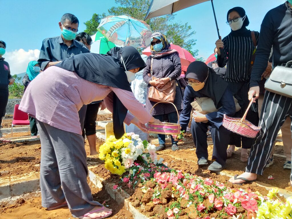 FMP, nagrog, firdaus memorial park, wakaf, wakif