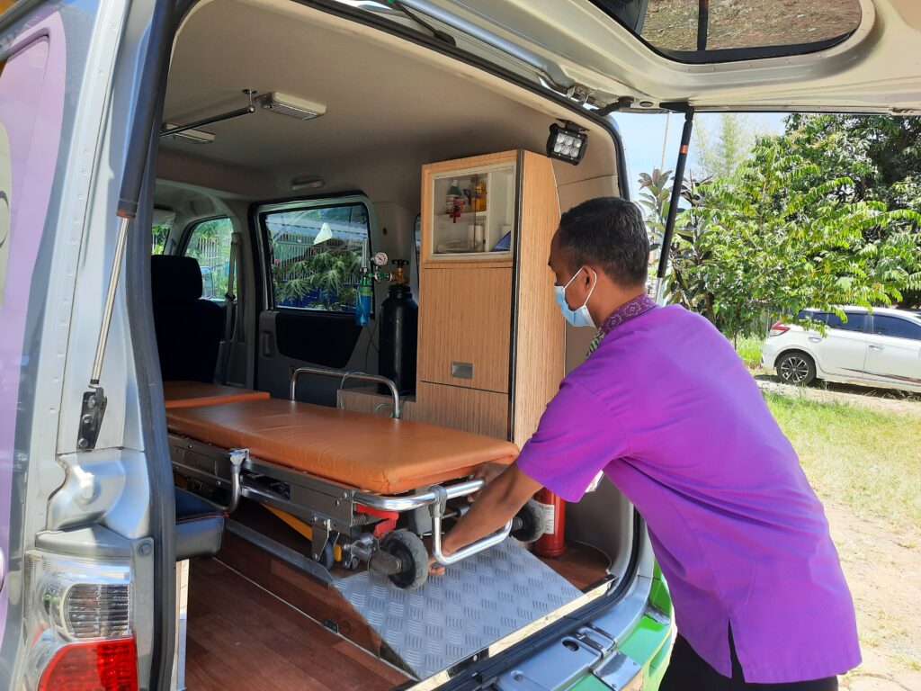 ambulans, ambulance, rbc, rumah bersalin cuma-cuma, persalinan, dhuafa