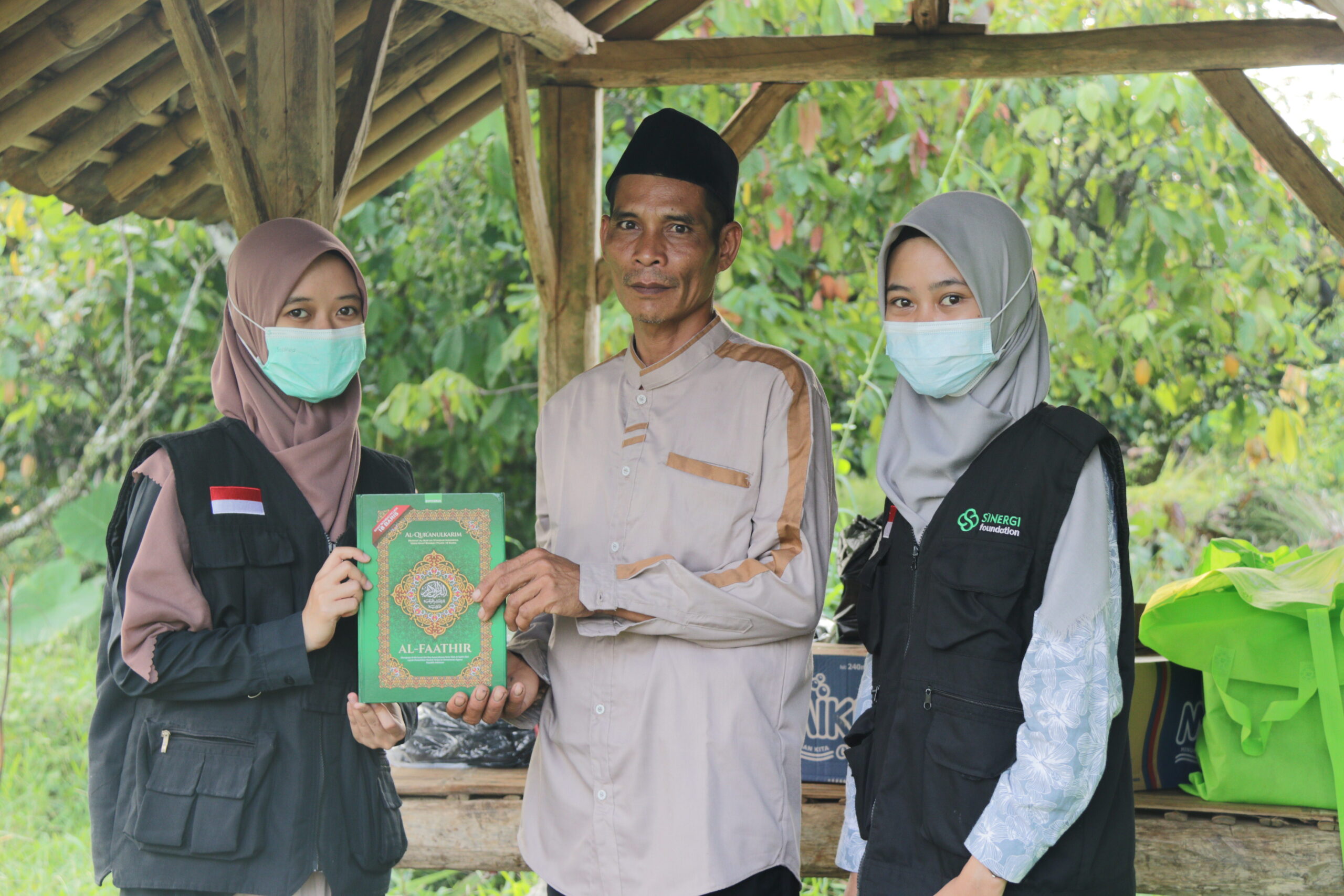 wakaf, al quran,