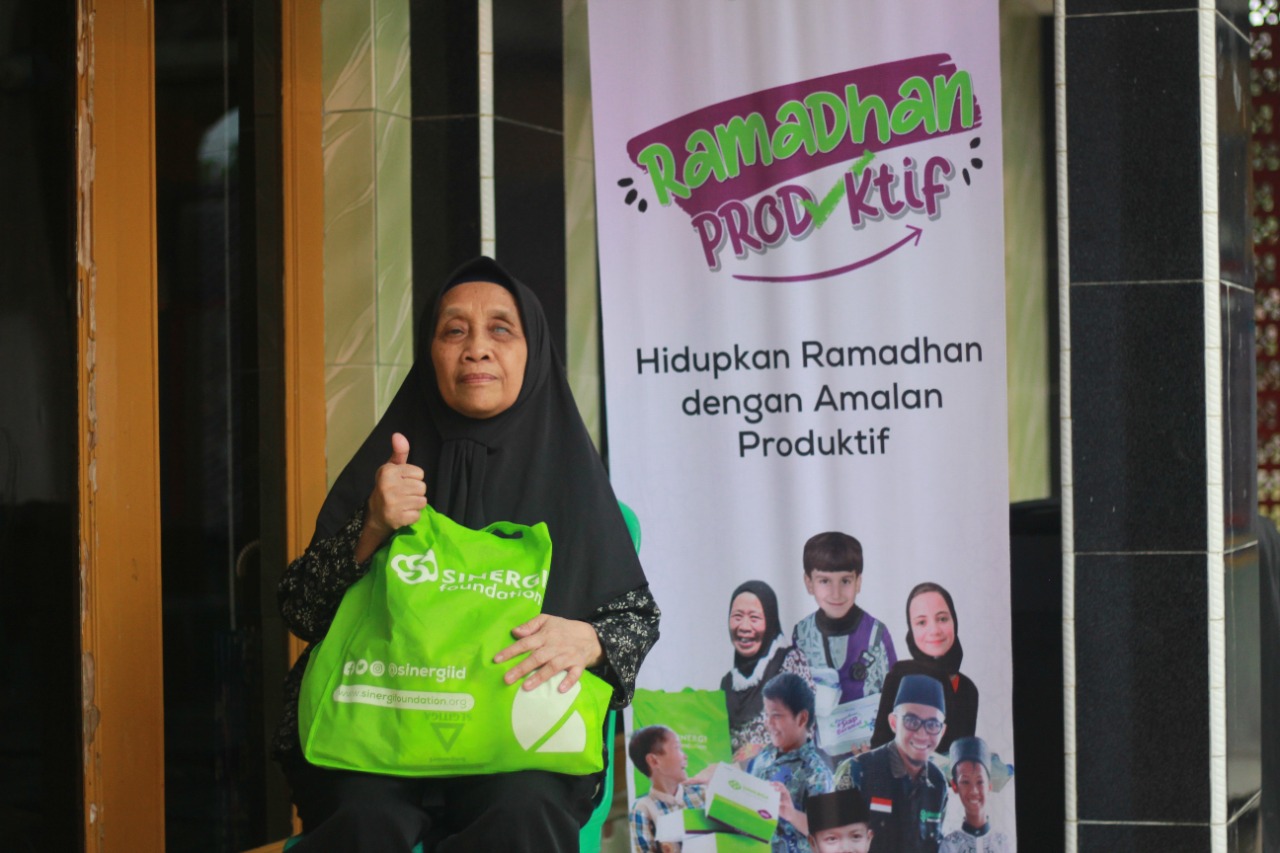 Kado Ramadhan untuk Disabiltas di Desa Cidugaleun